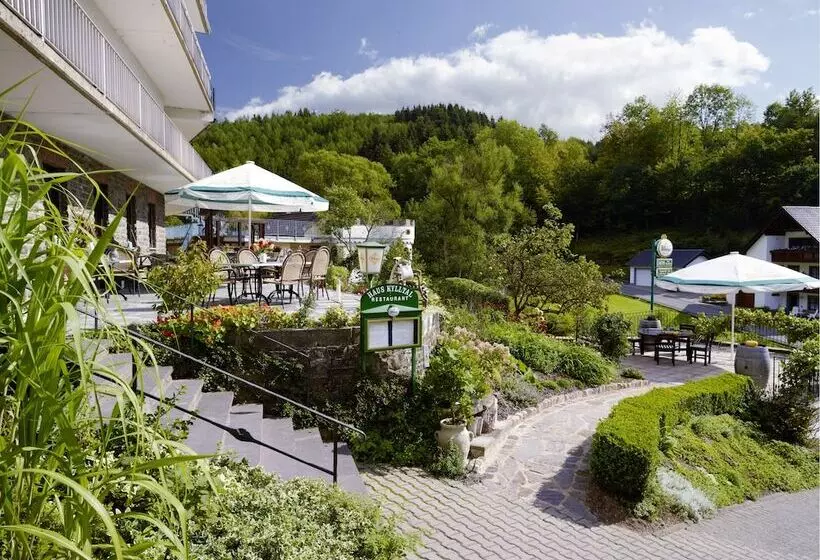 Hotelli Haus Kylltal