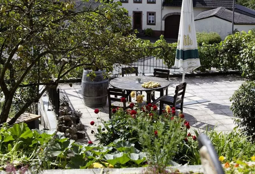 Hotelli Haus Kylltal