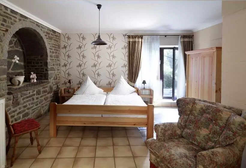 Hotelli Haus Kylltal