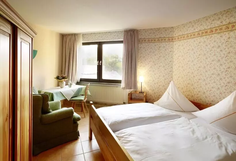 Hotelli Haus Kylltal