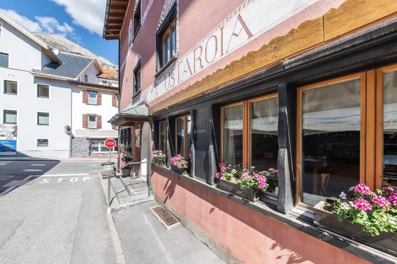 La Tgoma   Hotel & Restaurant