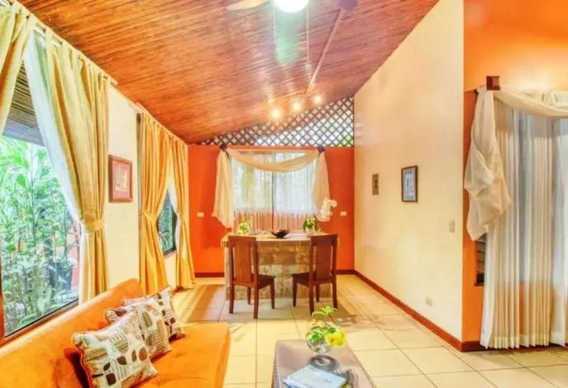 Hotelli San Rafael Ecolodge