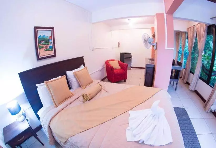 Hotelli San Rafael Ecolodge