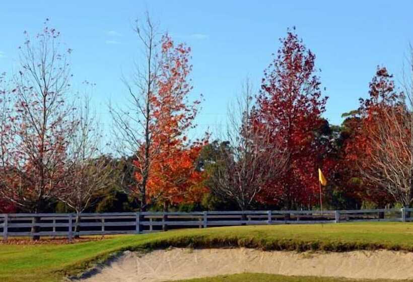 فندق The Oaks Ranch