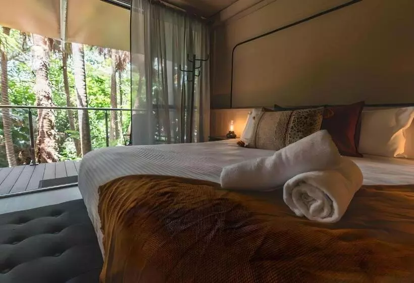 Hotelli Tiona Holiday Park