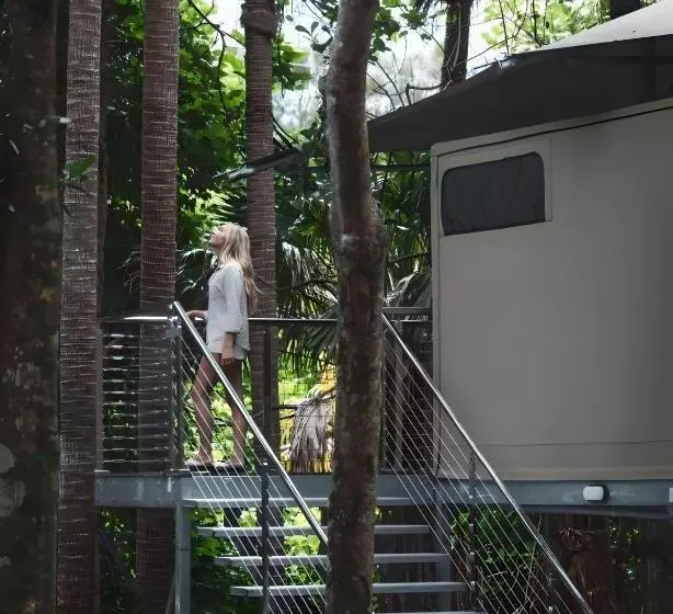 Hotelli Tiona Holiday Park