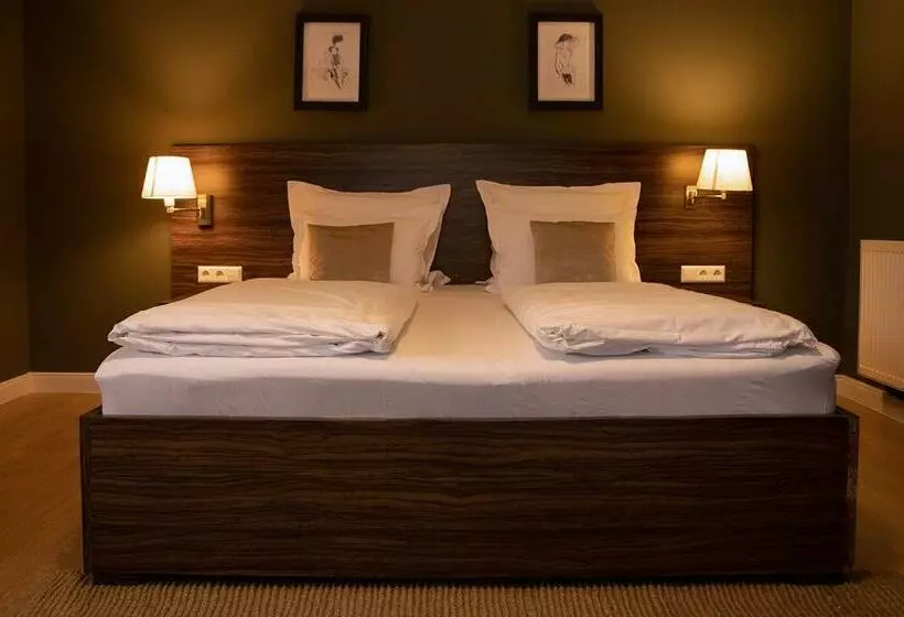 Landhotel Wolfschlugen