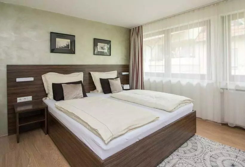 Landhotel Wolfschlugen