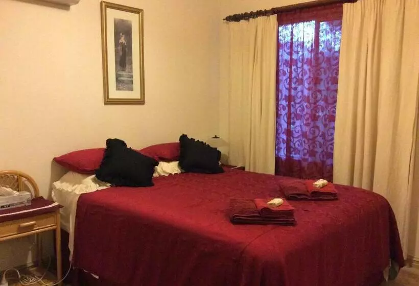 ペンション Enderslie House Bed And Breakfast