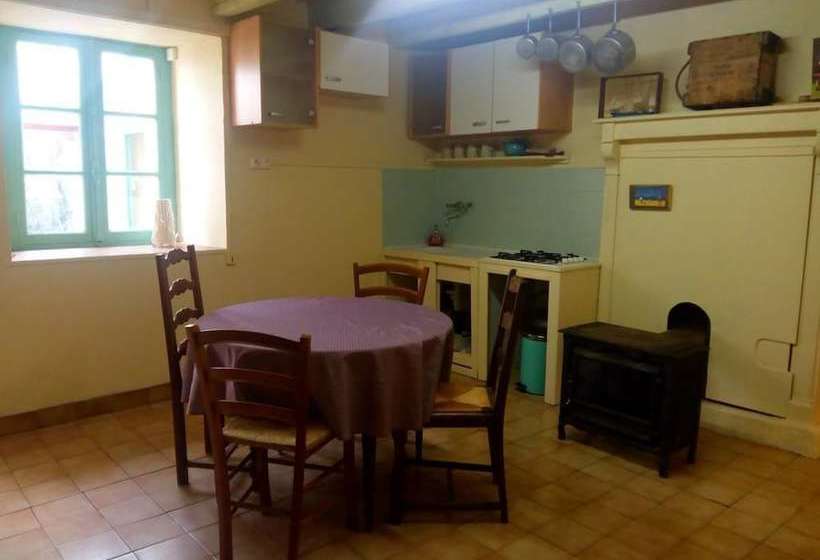 Пансион La Petite Maison