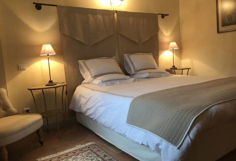 بنسيون Le Clos Du Mûrier