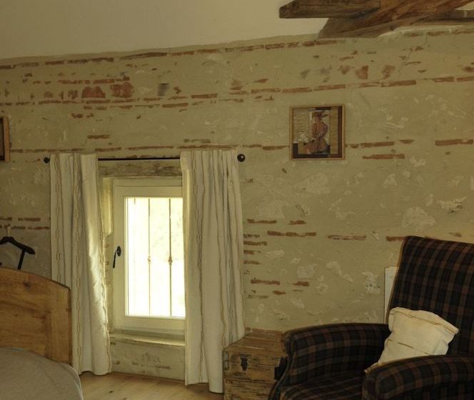 بنسيون Le Clos Du Mûrier