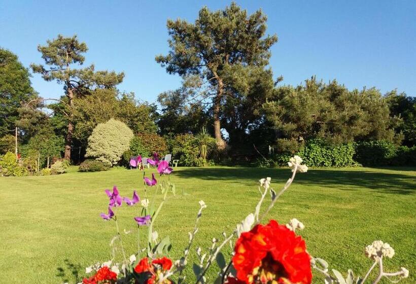 بنسيون Les Deux Caps