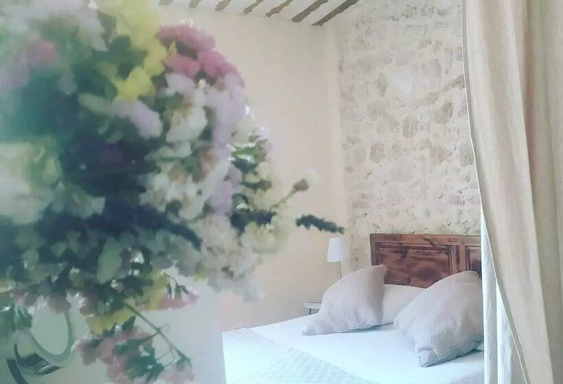 Aamiaismajoitus (B&B) Chambre D Hôtes Face Au Lavoir