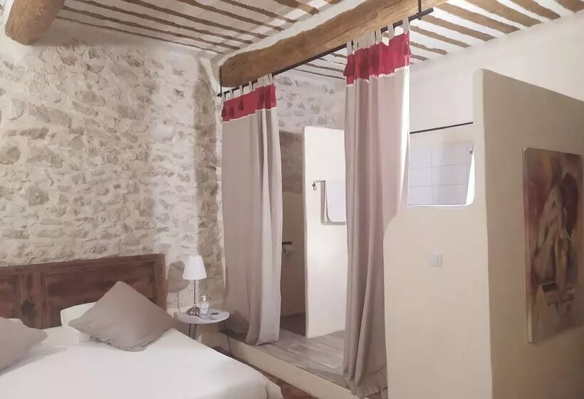 Aamiaismajoitus (B&B) Chambre D Hôtes Face Au Lavoir