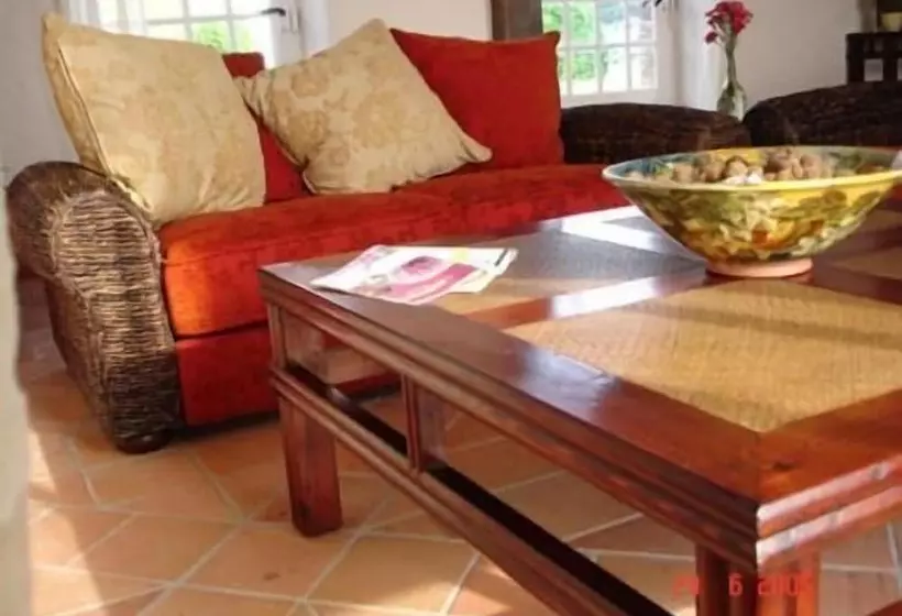 Aamiaismajoitus (B&B) Domaine De La Gaucherie