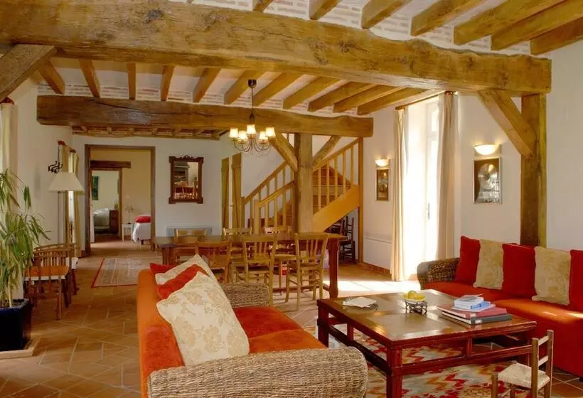 Aamiaismajoitus (B&B) Domaine De La Gaucherie