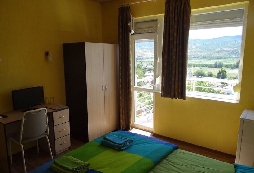 مبيت وإفطار Guestrooms Struma Dolinata