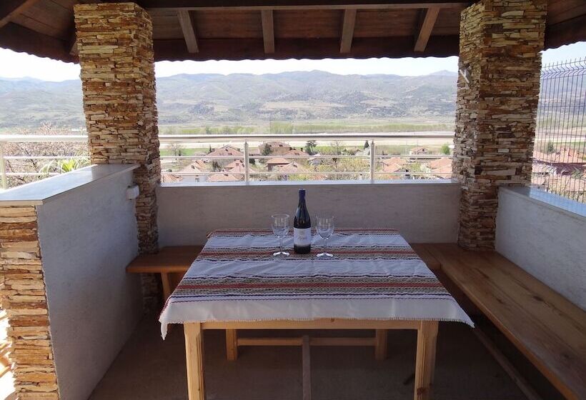 مبيت وإفطار Guestrooms Struma Dolinata