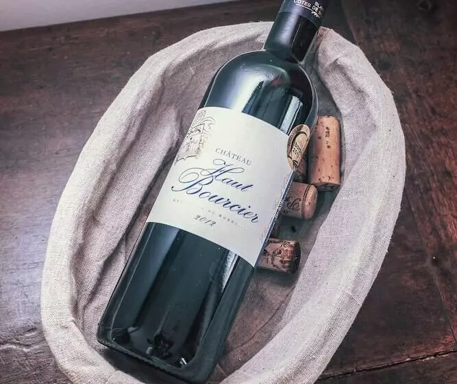 Aamiaismajoitus (B&B) Maison De Jean