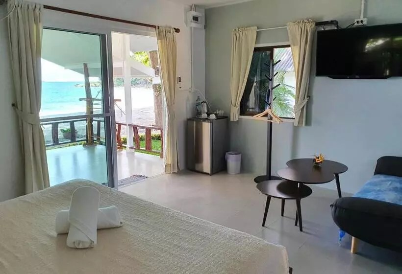 هتل Blue Bay Bungalow