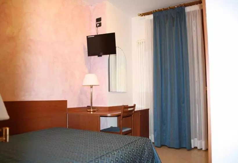 Hotelli Italia Risorta