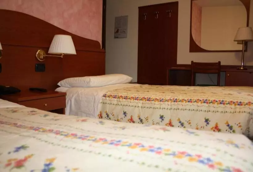 Hotelli Italia Risorta