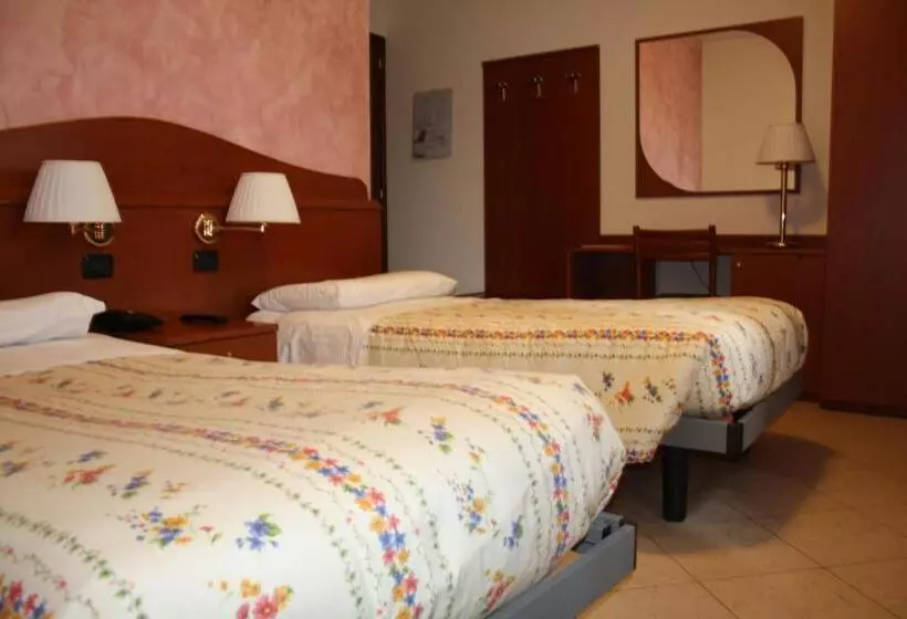 Hotelli Italia Risorta