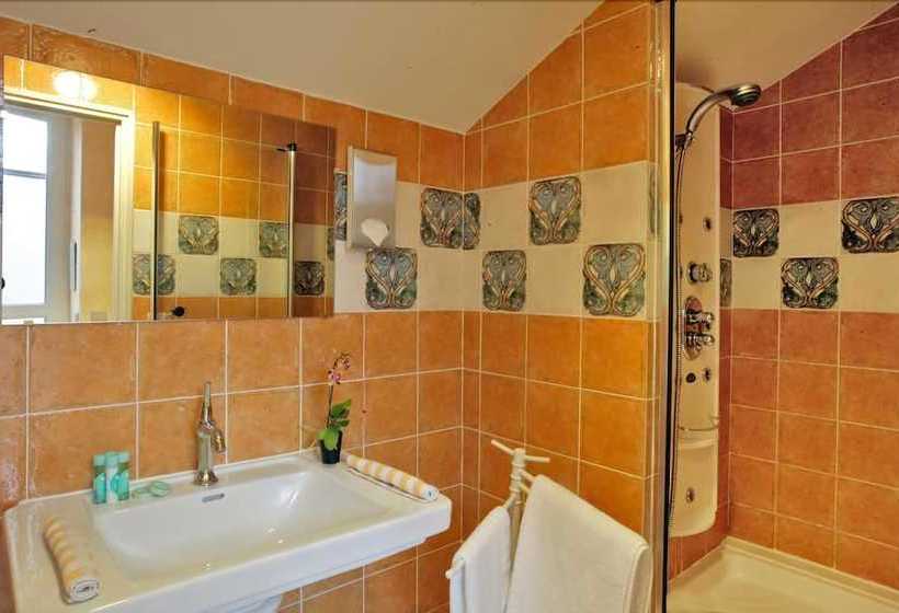 فندق Les Trois Soleils