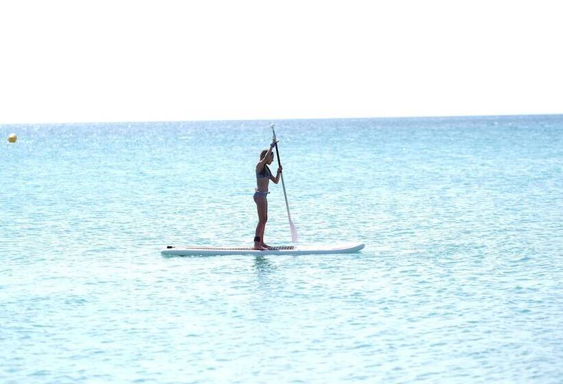 Отель Playa Montroig Camping Resort