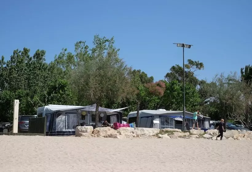 Hotelli Playa Montroig Camping Resort