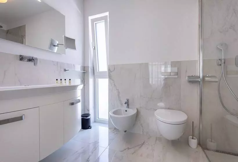 هتل & Resort Isola