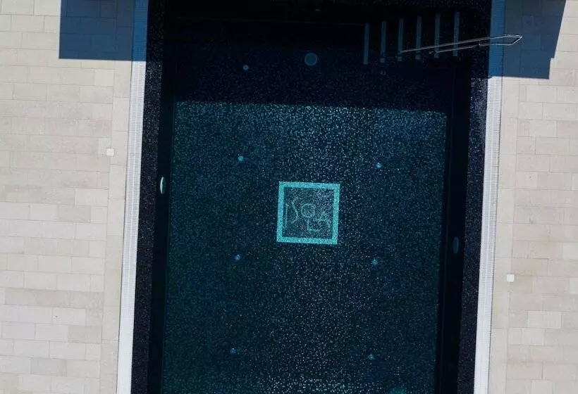 هتل & Resort Isola