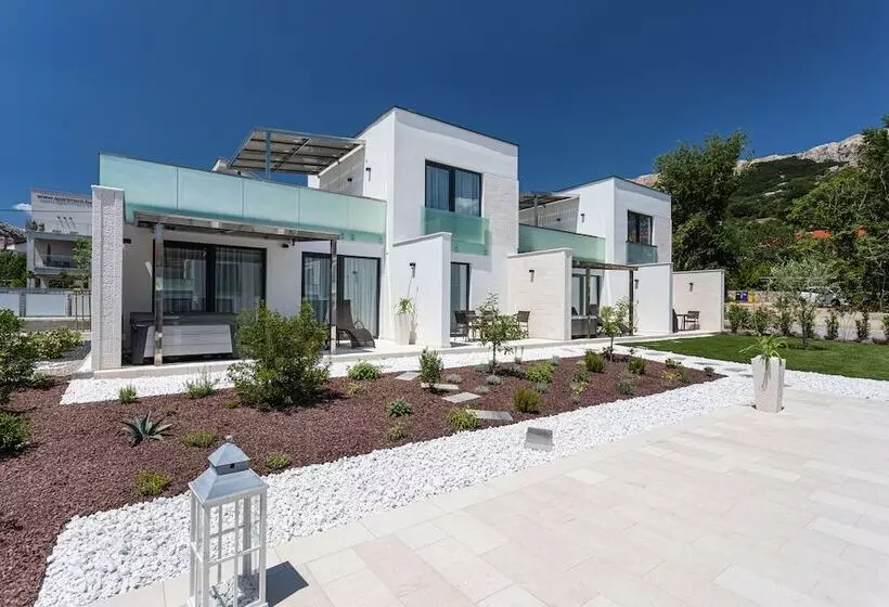 هتل & Resort Isola