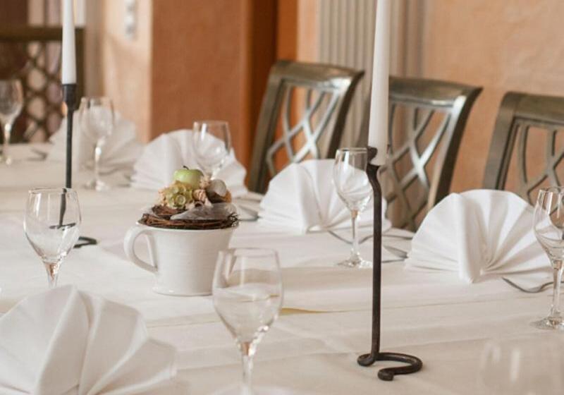 Отель Restaurant Hirsch