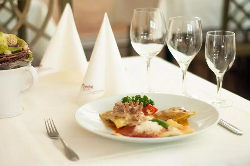 Hotelli Restaurant Hirsch