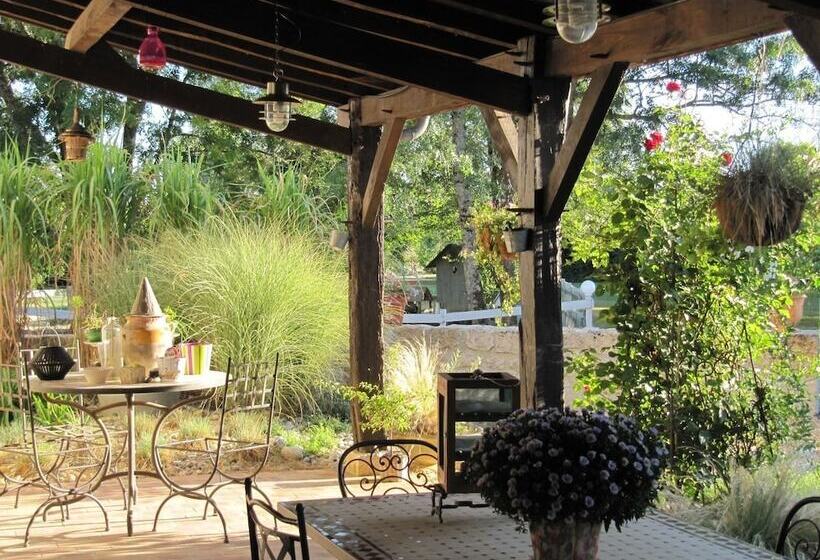 بنسيون Au Vieux Pressoir