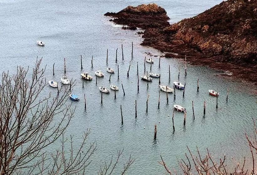 Majatalo Ailes Et Iles