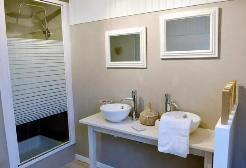 Majatalo Ailes Et Iles