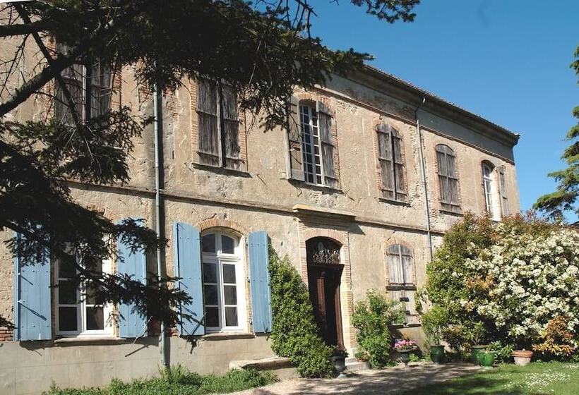 بنسيون Chateau De Vallègue