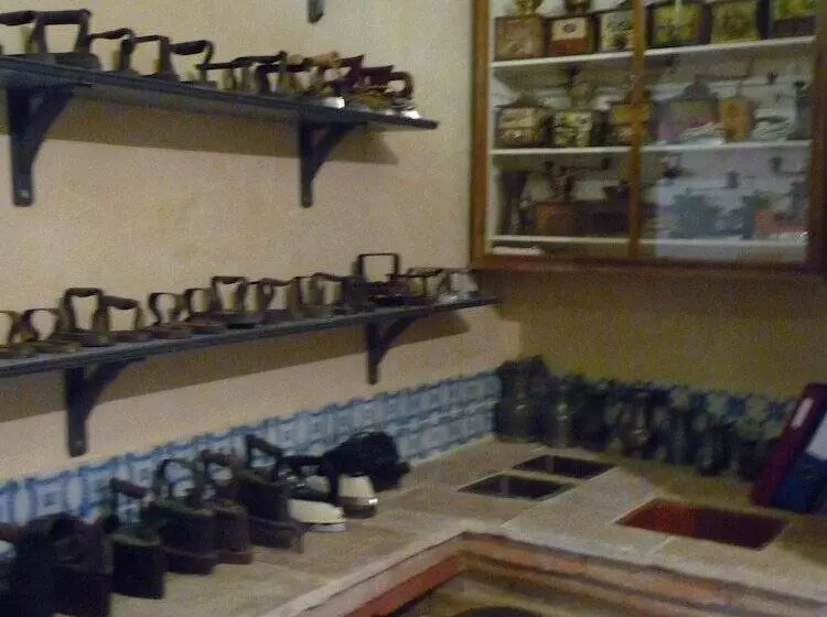 Majatalo Chateau De Vallègue