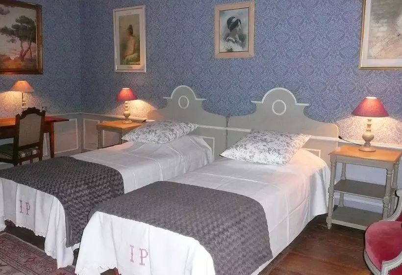 ペンション Château De Crocq   Chambres D Hôtes De Charme