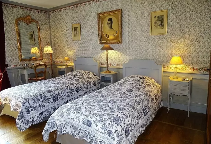 ペンション Château De Crocq   Chambres D Hôtes De Charme