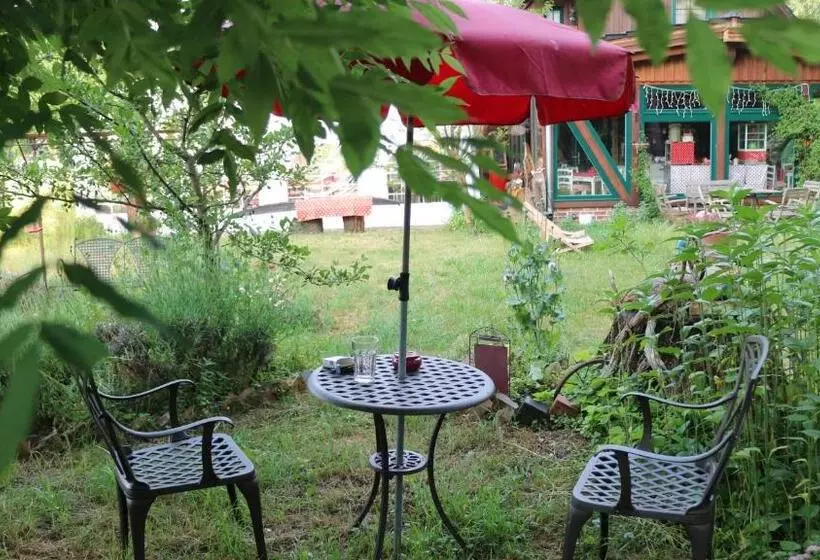 ペンション Ferienhof Zum Spreewäldchen