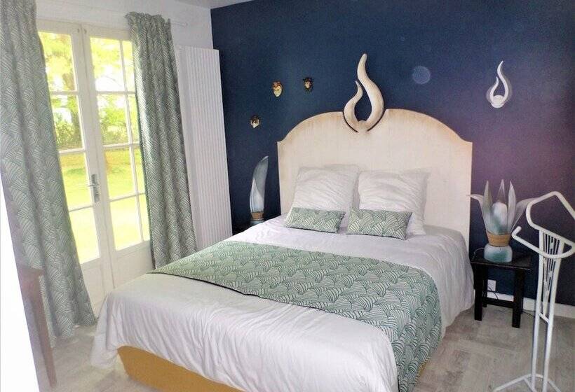 ペンション La Folie