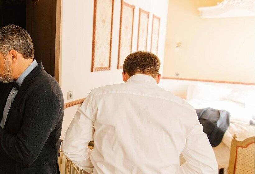 פנסיון Le Chateau De La Tourlandry Puy Du Fou