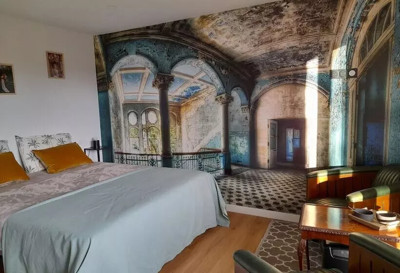 ペンション Le Chateau De La Tourlandry   Puy Du Fou