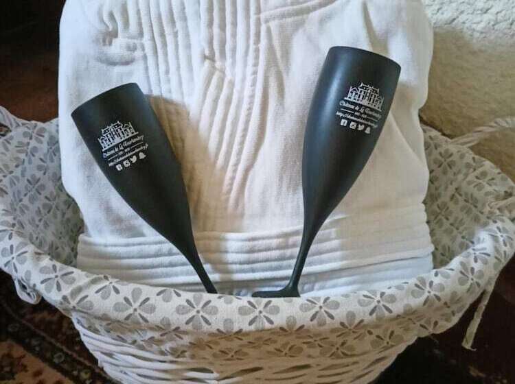 פנסיון Le Chateau De La Tourlandry Puy Du Fou