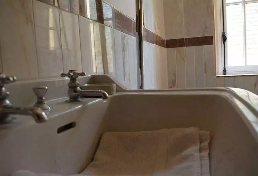 ペンション Le Chateau De La Tourlandry   Puy Du Fou