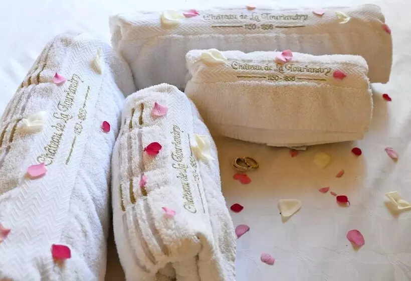 ペンション Le Chateau De La Tourlandry   Puy Du Fou